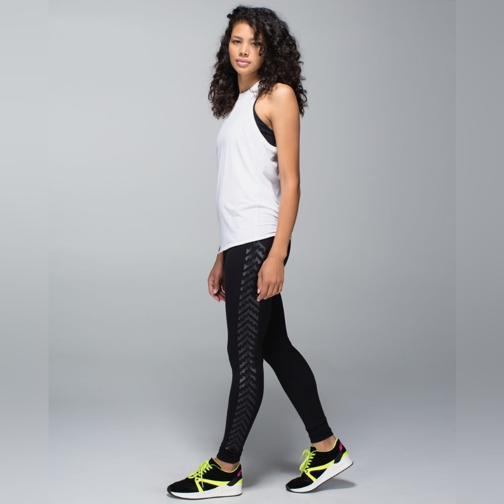Lululemon Wunder Under Pant Full on Luon size 4 print